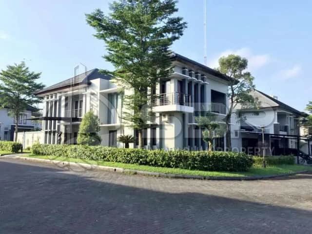 Rumah Mewah di Perumahan Strategis Jl. Palagan, 10 Menit dari UGM foto 2