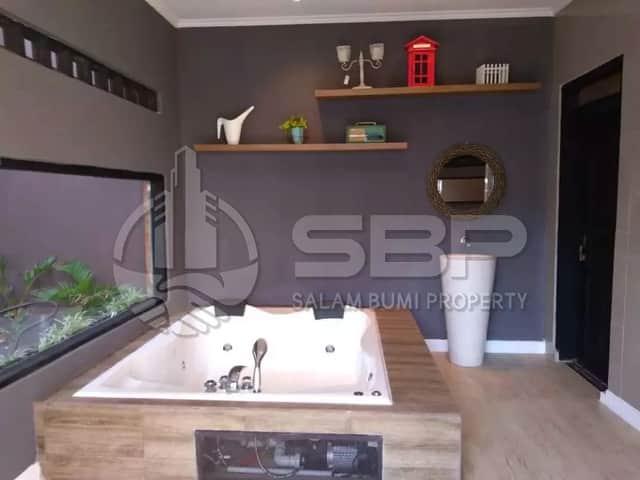 Rumah Mewah Modern Klasik Bergaya Nordik di Wirobrajan - Pusat Kota Jogja foto 3