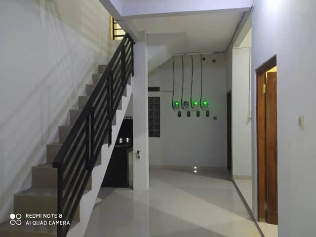 Kost Exclusive 9 Kamar di Jl. Palagan Km 9 - Strategis Hanya 10 Menit dari UGM, FULL Furnish! foto 2