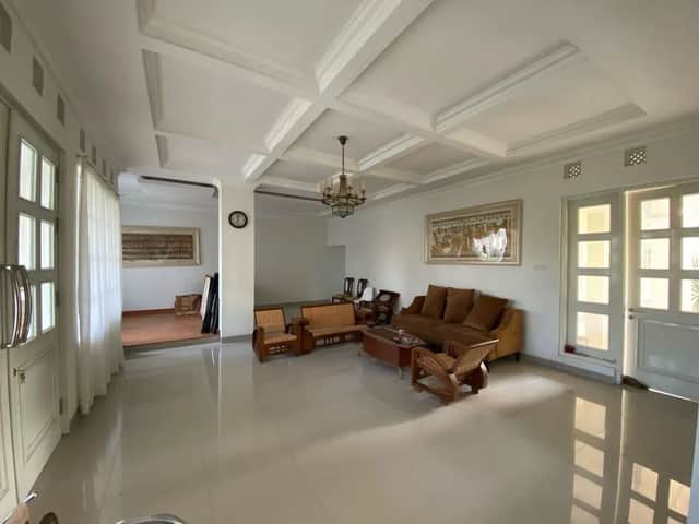 Kost Eksklusif Mewah 36 Kamar, Luas 1500m², Dekat UII Terpadu Jl. Kaliurang foto 2