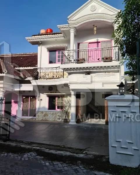 Rumah Induk + Homestay/Kost Strategis Dekat UGM di Jl. Kaliurang Km 6