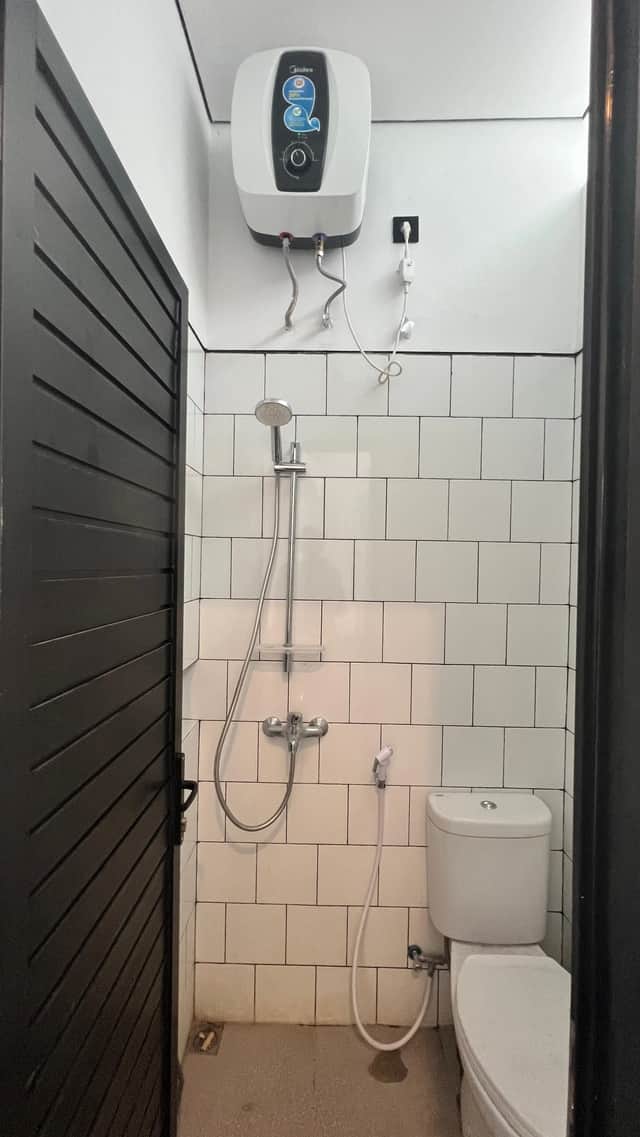Kos Eksklusif 14 Kamar, Fully Furnished, Lokasi Hook Strategis Dekat UGM & Ringroad foto 4