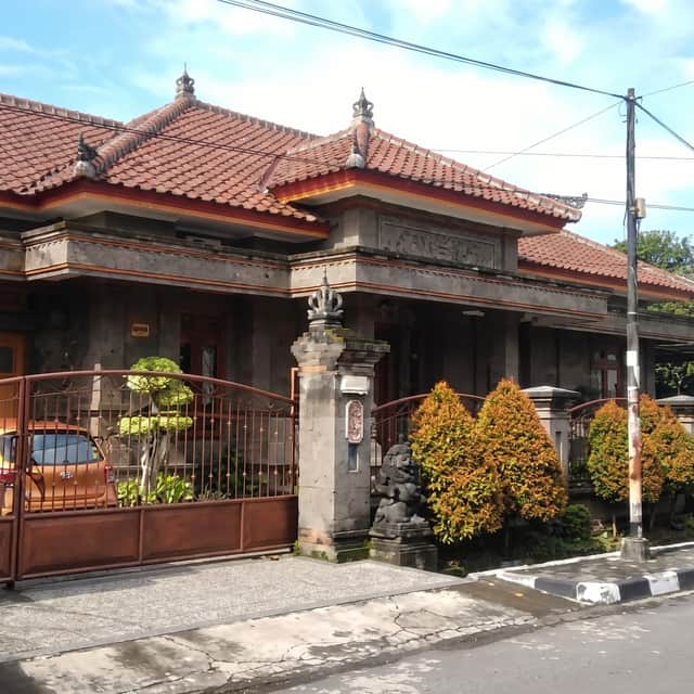 Rumah Termewah Desain Bali di Tengah Kota Jogja, Dekat Balaikota - Strategis dan Mewah! foto 2