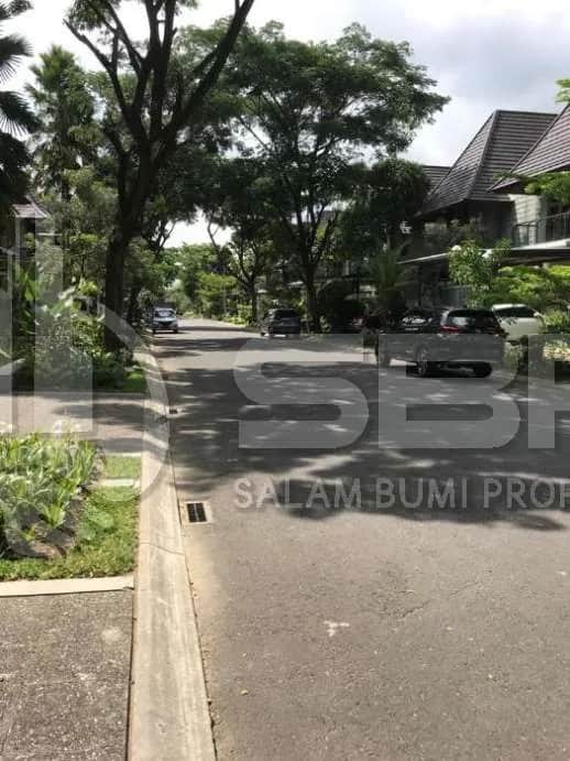Rumah Mewah di Perum Elite Hyarta Dekat UGM - Spek Premium dan Strategis! foto 3