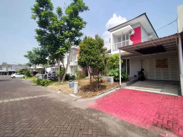 Rumah Mewah Cantik di Perum Greenhills Utara UGM - Dijual atau Disewakan
