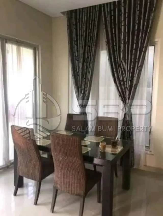 Rumah Mewah Modern di Jl. Kaliurang Km 9, Condongcatur foto 4