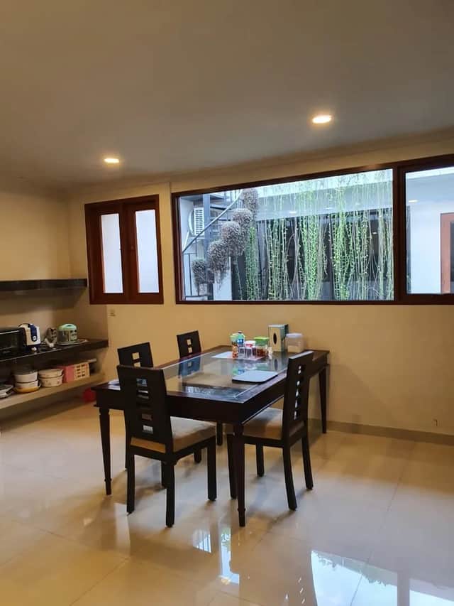 Rumah Mewah di Perum Elite Casa Grande - Harga Turun! foto 4