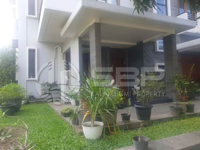 Rumah Mewah di Perumahan Elite Bale Hinggil - Investasi Impian Anda di Jogja! foto 4