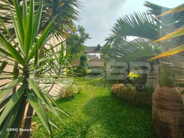 Rumah Mewah dengan Kolam Renang di Jl. Godean KM 1, Dekat Tugu dan Malioboro foto 2