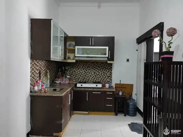 Harga Turun! Rumah Cantik 2 Lantai di Condongcatur - Dari 1,9M Menjadi 1,6M! foto 4
