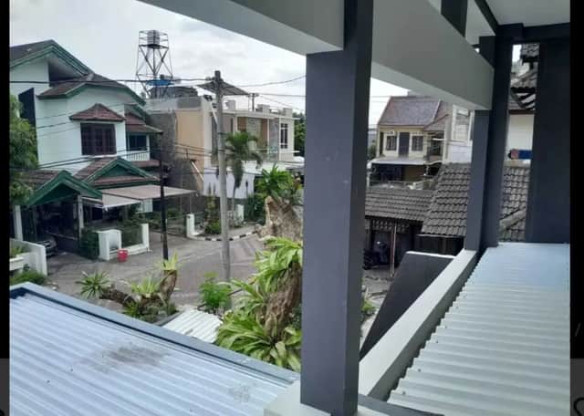 Rumah Mewah Berkolam Renang di Perumahan Condongcatur, Sleman — Hunian Impian Dekat UPN! foto 4