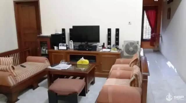 Kesempatan Emas! Rumah Cantik Strategis Dekat UGM, Harga Turun dari 2,5M menjadi 1,575M! foto 2
