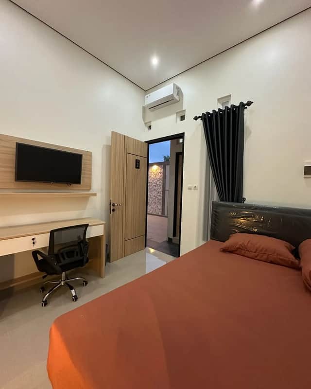 Kost Eksklusif Fully Furnished 12 Kamar — Lokasi Strategis Dekat Kampus UII Yogyakarta foto 2
