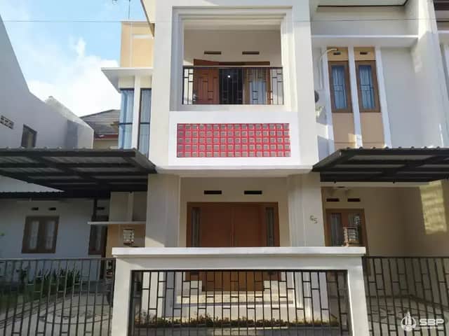 Rumah Mewah 2 Lantai di Perumahan Elite Dekat UMY, Gamping! foto 2