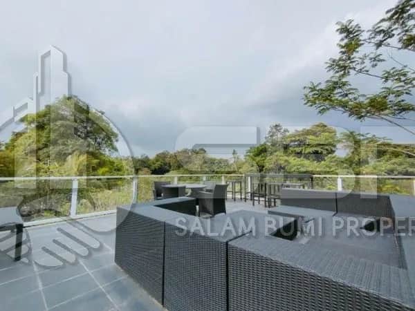 Rumah TerMewah di Perum Elite Bale Mulia + Private Pool, Tropis Adem, Semi Furnish foto 4