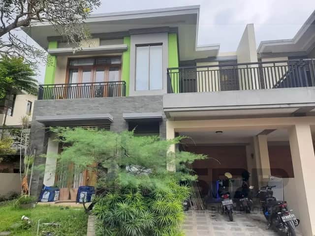 Rumah Mewah Full Furnish di Perumahan Elite, Jl. Palagan km 10, Utara UGM