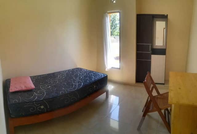 Dijual Cepat! Kost 9 Kamar Strategis Dekat UGM, Peluang Investasi Emas! foto 3