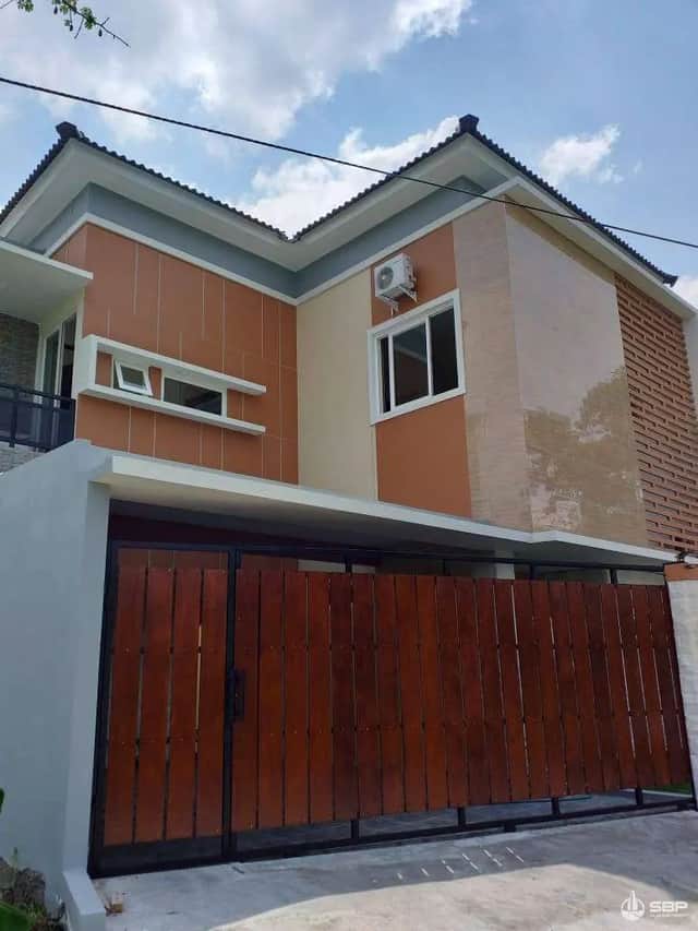 Rumah Mewah Full Furnished di Utara UGM - Jl. Palagan Km 9, Siap Huni!