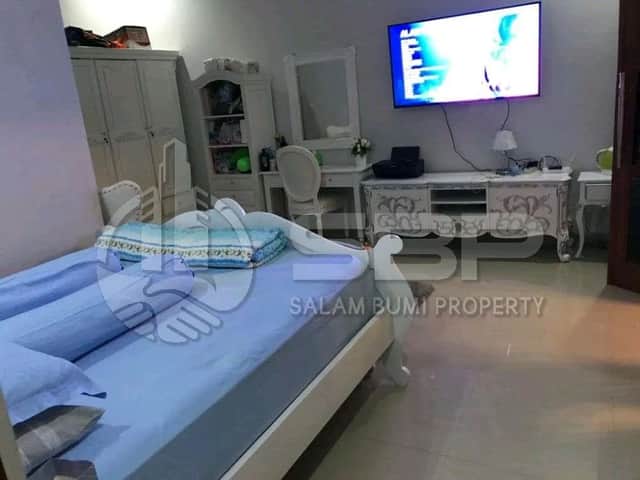 Investasi Cemerlang! Rumah Induk + Kost Exclusive 15 Kamar di Maguwo - Pasif Income Rp 26 Juta/Bulan foto 2