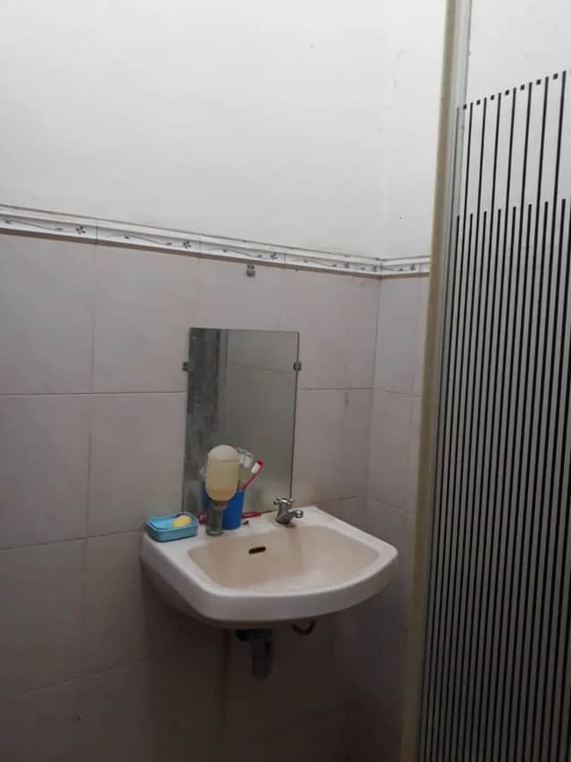 Dijual Rumah & Ruang Usaha Strategis di Jl. Titibumi, Tugu Jogja - Kesempatan Emas! foto 4