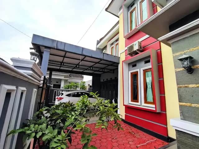 Rumah Cantik Istimewa 2 Lantai di Condongcatur Utara Terminal! foto 3