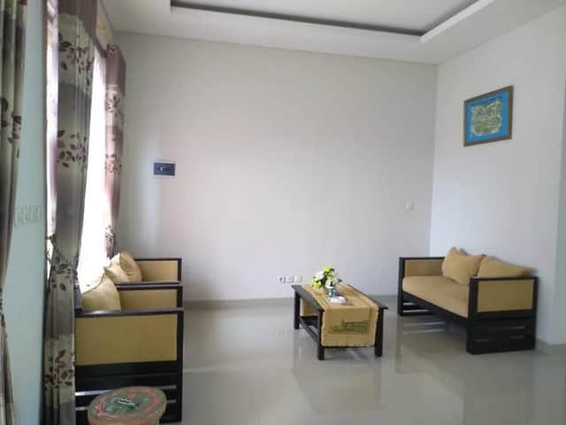 Rumah Mewah di Perum Elite Greenhills, Jl. Kaliurang - Kesempatan Emas! foto 4