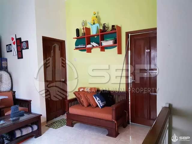 Rumah Strategis 2 Lantai di Kaliurang, Dekat UGM - Dijual 1,45M foto 2