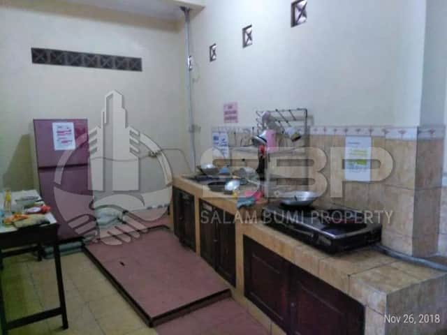 Kost 18 Kamar Hanya Selangkah ke UMY - Strategis dan Nyaman! foto 3