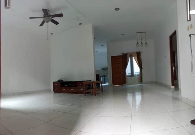 Rumah Cantik Luas 256 m² di Perum Jl. Kaliurang Km 9 foto 5