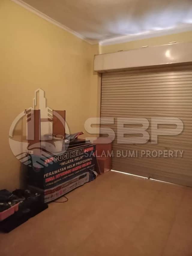Turun Harga! Kost 10 Kamar + Ruang Usaha di Condongcatur, Dekat UPN & JIH — Harga Nego! foto 4