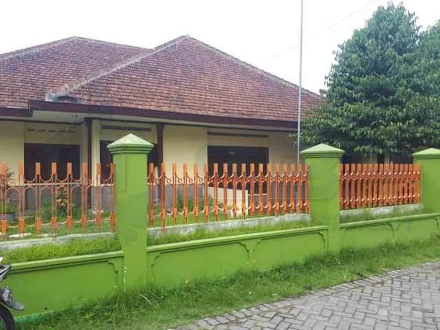 Rumah Mewah Asri di Komplek Sawitsari, Pandean - Investasi Ideal untuk Masa Depan! foto 2