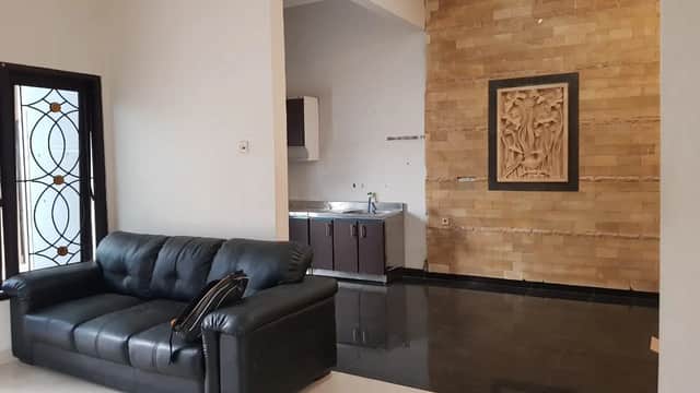 Rumah Mewah Strategis di Pinggir Jalan Godean - Dekat STPN dan Ringroad Barat Tugu foto 3