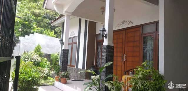 Rumah Mewah Strategis Dekat UII, Jl. Kaliurang KM 12,5