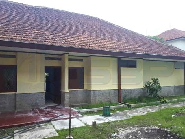 Rumah Mewah Asri di Komplek Sawitsari, Pandean - Investasi Ideal untuk Masa Depan! foto 3