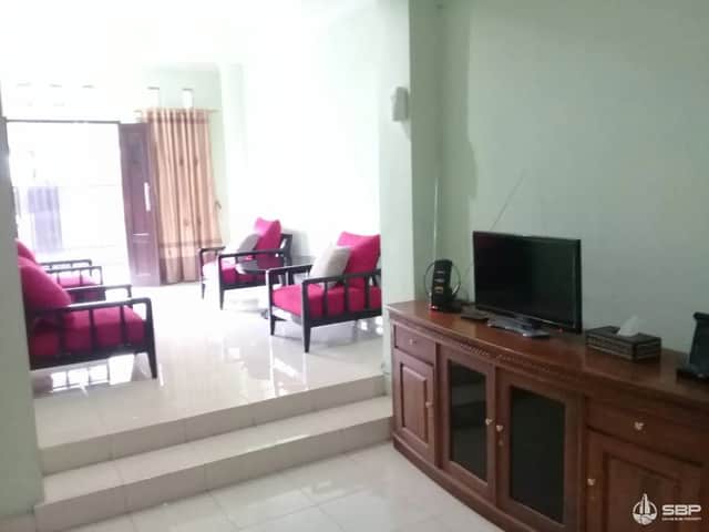 Rumah Mewah Full Furnished di Lokasi Premium Yogyakarta! foto 4
