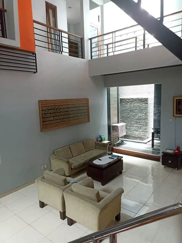 Rumah Cantik Megah di Link Premium Pogung Dekat UGM - Kesempatan Emas! foto 3