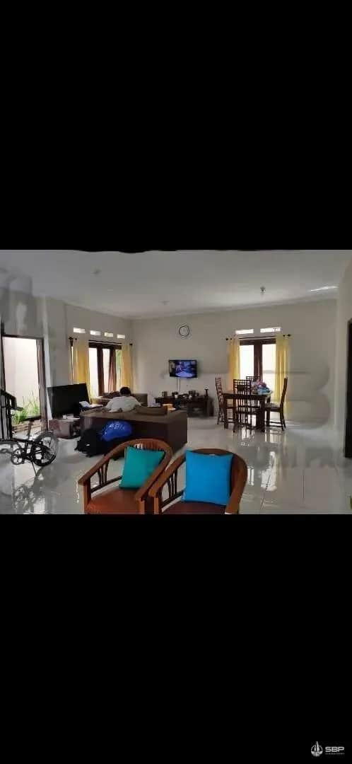 Rumah Cantik 2 Lantai di Perum Maguwo Dekat Jogja Bay, Stadion, dan Tajem foto 5