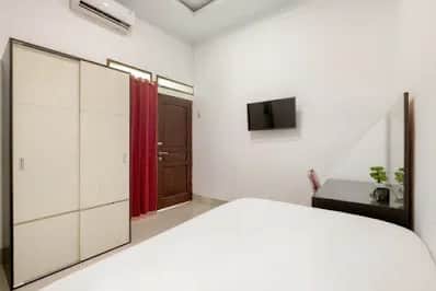 Dijual Kost Eksklusif 22 Kamar + Rumah Induk di Jalan Damai Palagan KM 8 foto 5