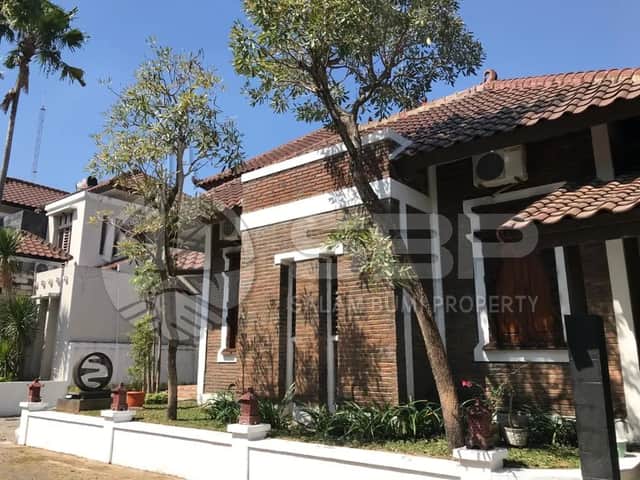 Rumah Etnik dengan Kolam Renang Dekat Hartono Mall, RS JIH, AMIKOM, UPN foto 3