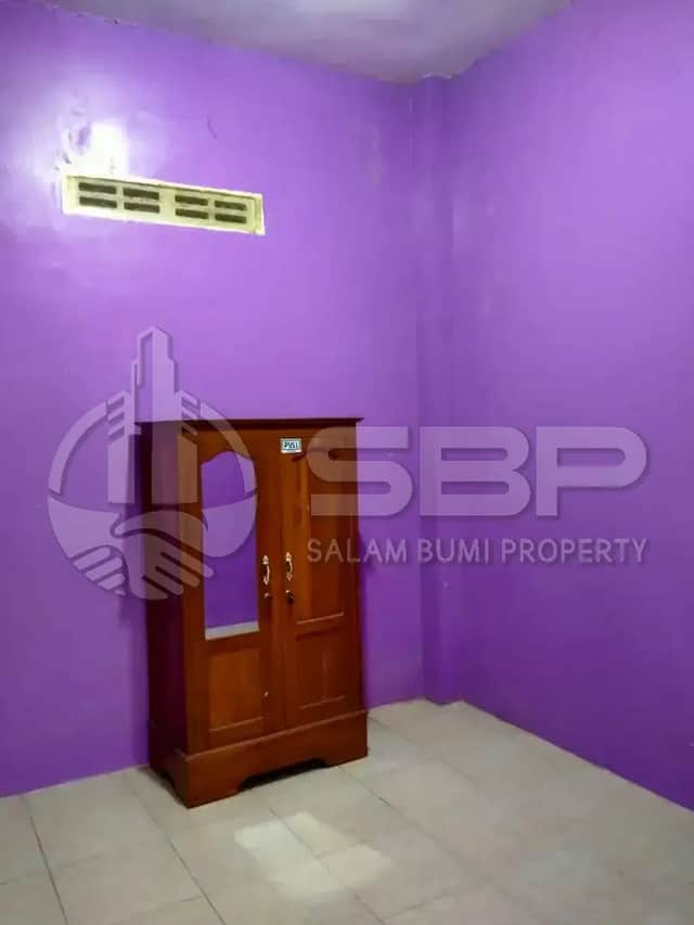 Murah! Kost 10 Kamar + Rumah + Toko Dekat UII Jl. Kaliurang - Full Penghuni! foto 4