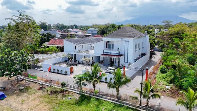 Rumah Induk + 23 Kost Exclusive Jl Kaliurang KM 12,5 Dekat UII