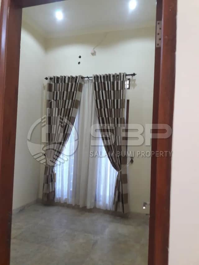 Rumah Cantik Strategis di Jl. Kaliurang Km 6 - Dekat UGM! foto 3