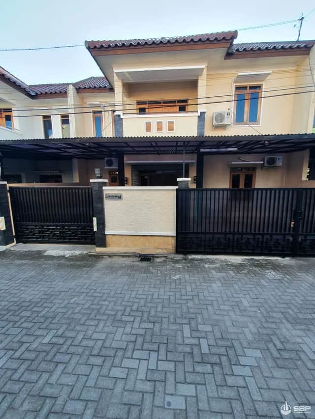 Rumah Cantik dalam Perumahan Condongcatur Dekat Terminal Concat, POLDA DIY, dan UPN - Kesempatan Emas!