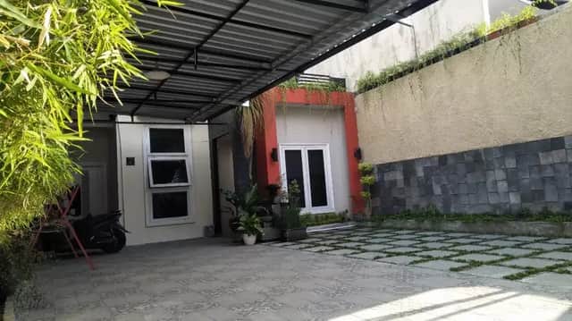 Rumah Induk + 11 Kost Eksklusif di Barat UGM — Peluang Investasi Emas!