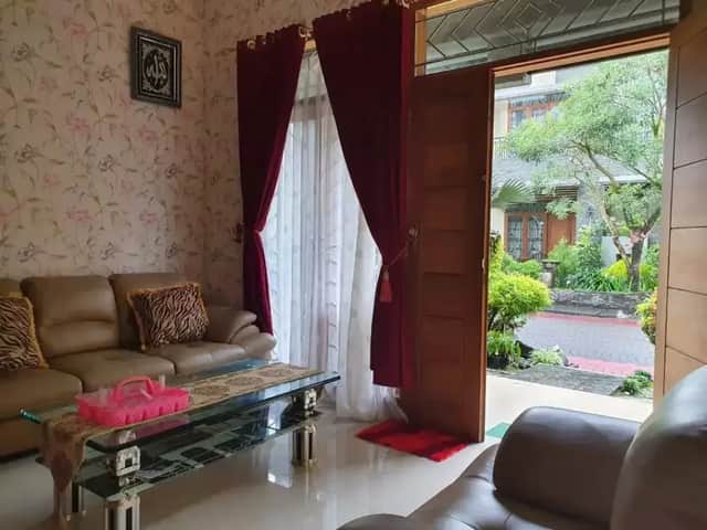 Rumah Mewah di Perum Elite Palagan Asri - Dekat UGM! Kesempatan Emas! foto 4