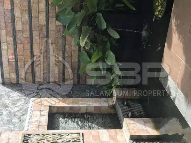 Rumah Mewah Strategis di Perum Elite Barat Tugu Yogyakarta - Dekat UGM foto 2