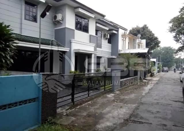 Rumah Cantik Dekat Lapangan Sidoarum, Barat Tugu Jogja di Jl. Godean! foto 2