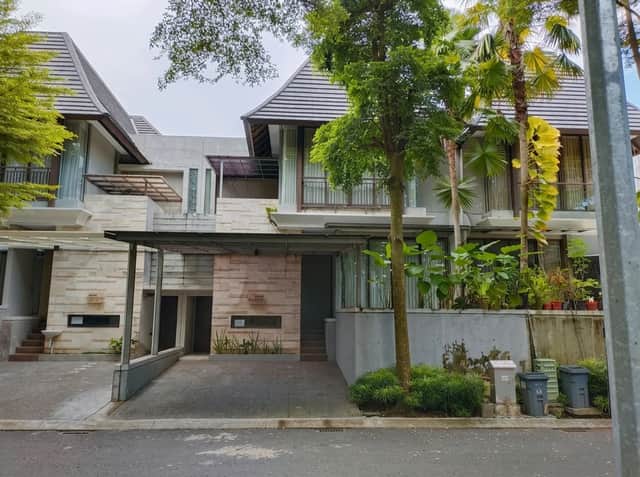 Rumah Mewah Perum Elite Hyarta: Hunian Ideal Dekat Pogung UGM