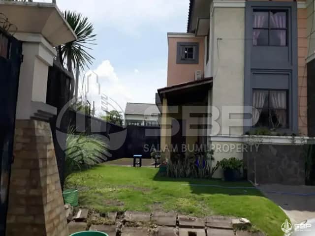 Turun Harga! Rumah Mewah di Perum Elite Jl. Palagan Km 7 - Hanya 2,3M Nego! foto 3