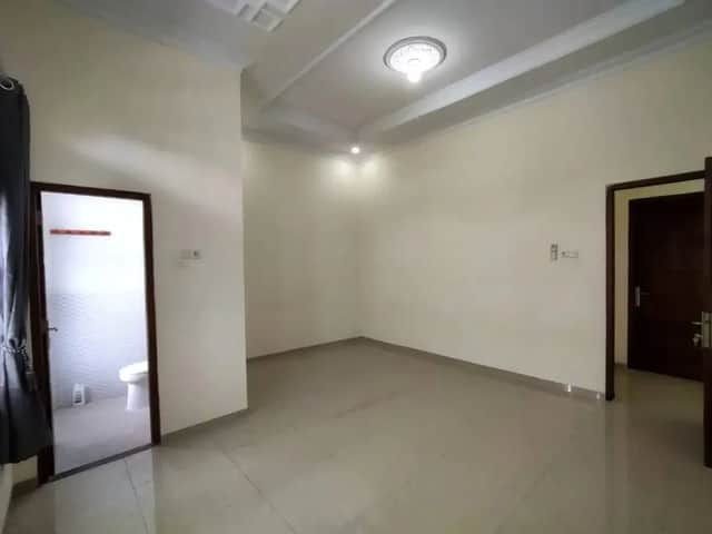 Rumah Cantik Istimewa 2 Lantai di Condongcatur Utara Terminal! foto 5